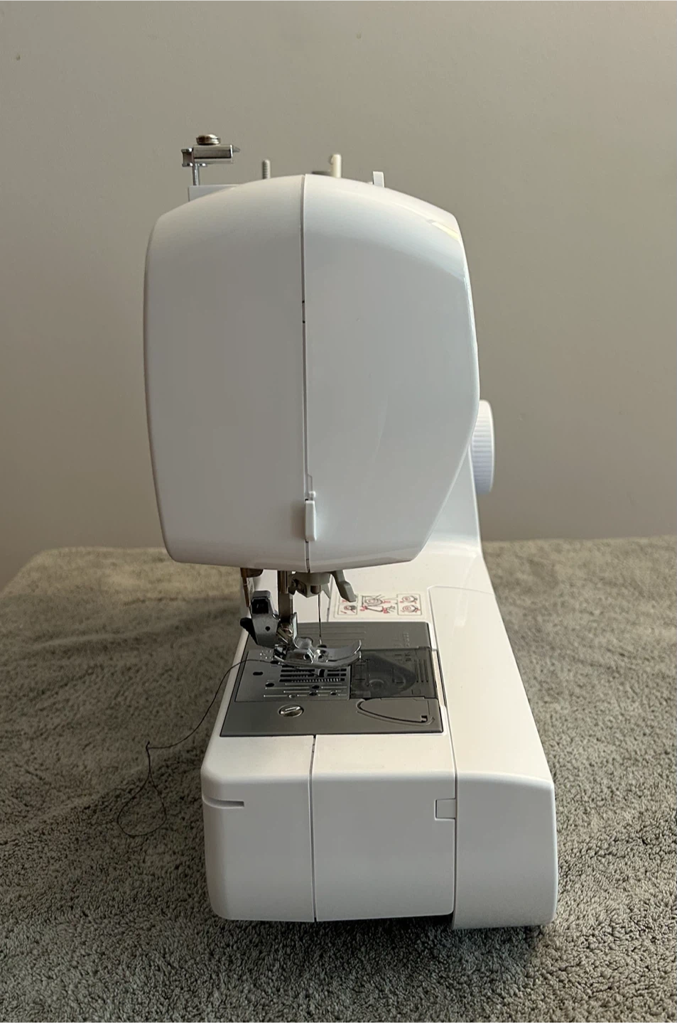 Brother XM2701 Sewing Machine(Used Once) + Free Practice Fabrics - photo 4