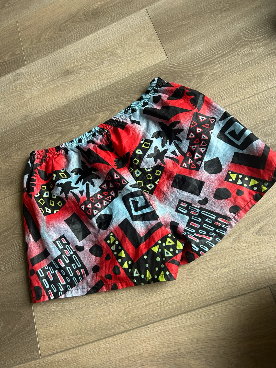 1990s "Breezy" Abstract Print Swim Trunks - photo 4