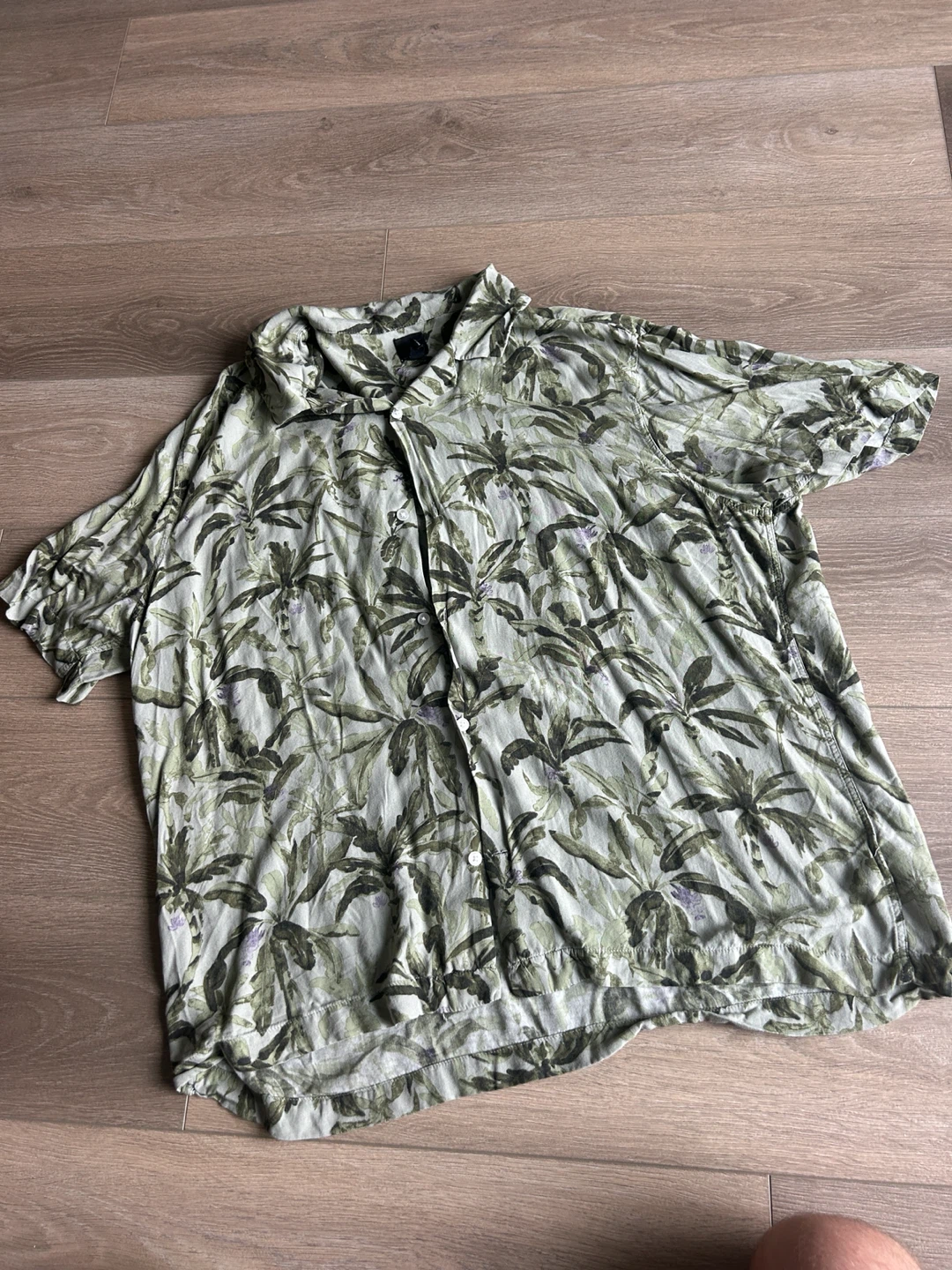 H&M Short Sleeve Tropical Print Shirt XXL