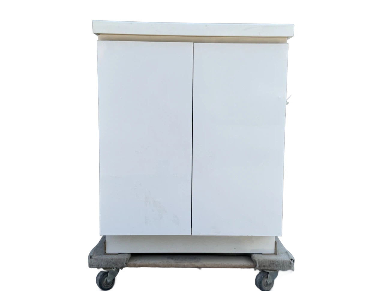 Bathrom Cabinet with Corian top - photo 4