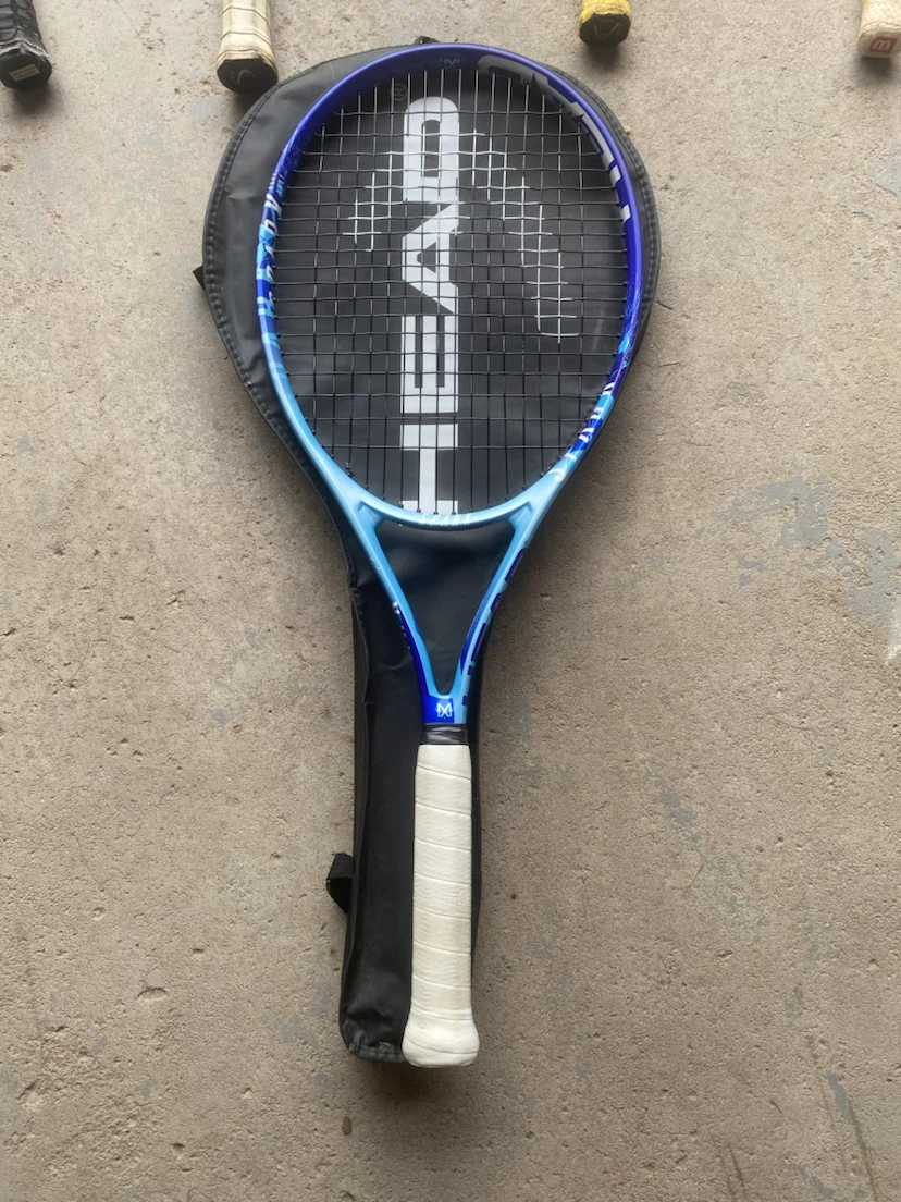 Lot of 5 Tennis Racquets (HEAD & Wilson) - photo 2