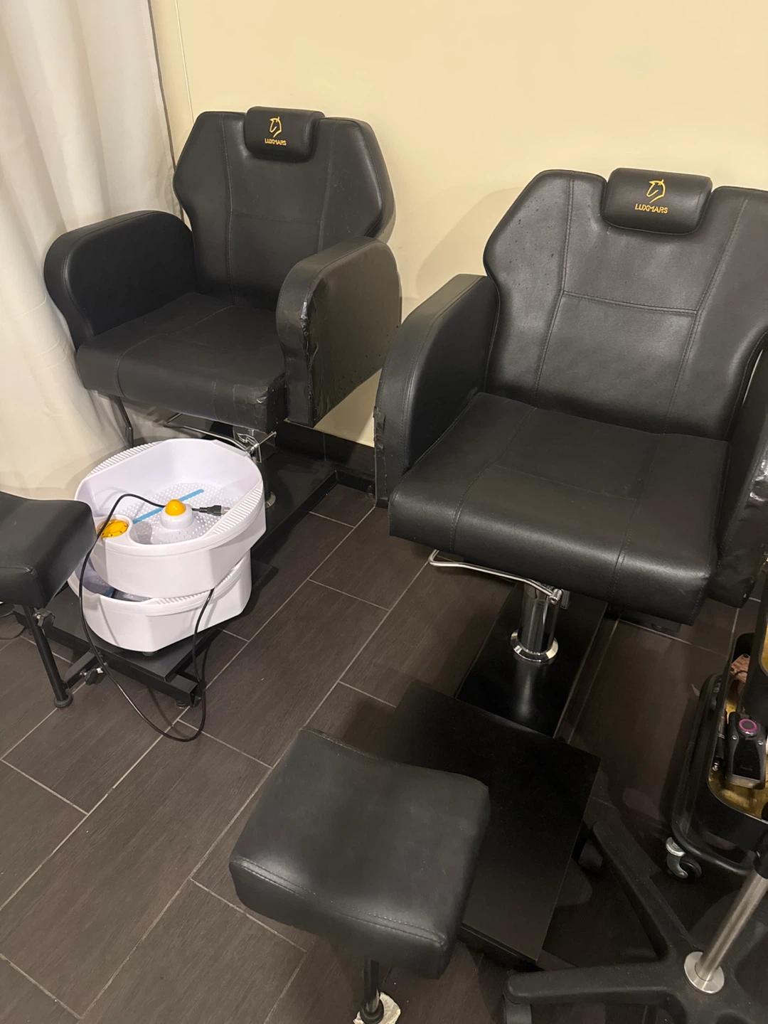 LUXMARS Pedicure Chair Set - photo 2