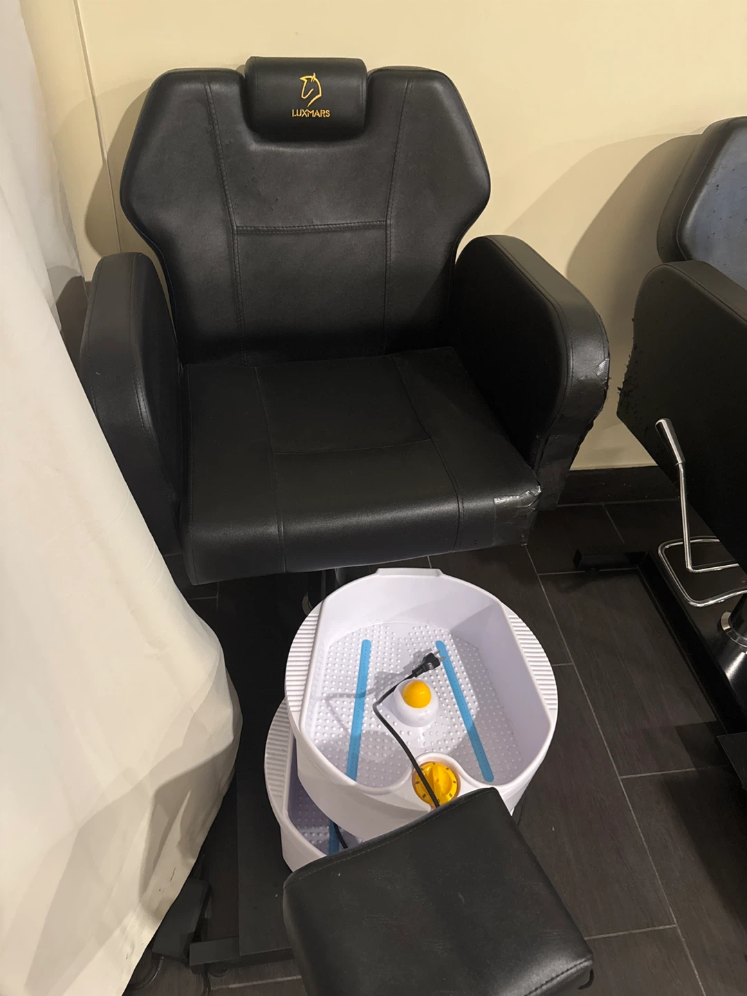 LUXMARS Pedicure Chair Set - photo 3