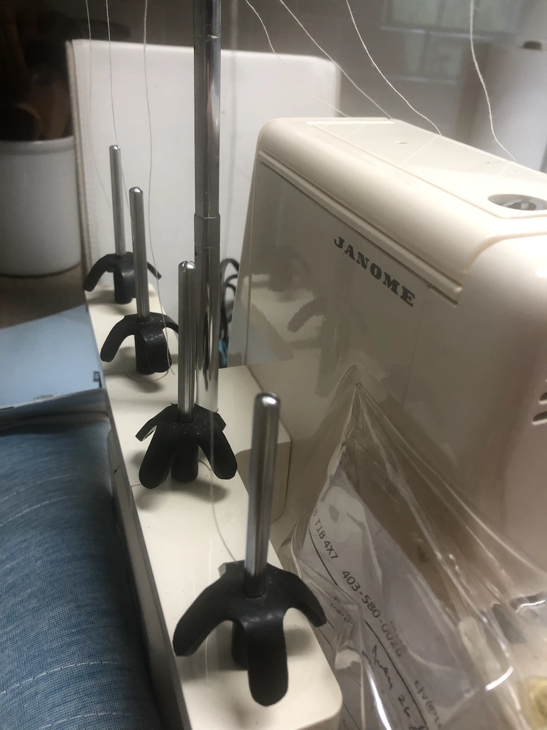 Janome 234 Serger (see all pics & description) - photo 4