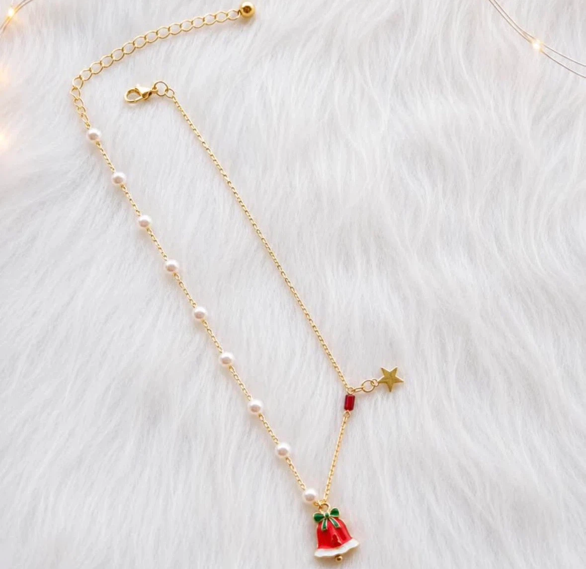 Light Luxury Collarbone Chain Temperament Cold Wind White Pearls