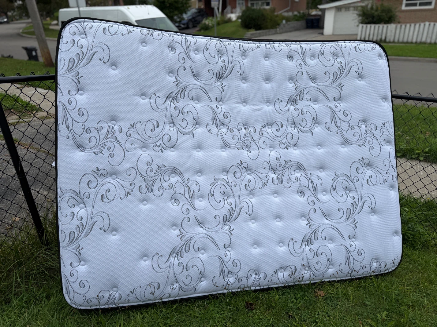 Posturpedic Mattress queen size