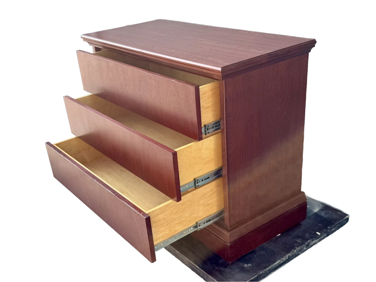 Cherry Finish 3-Drawer Chest - photo 3