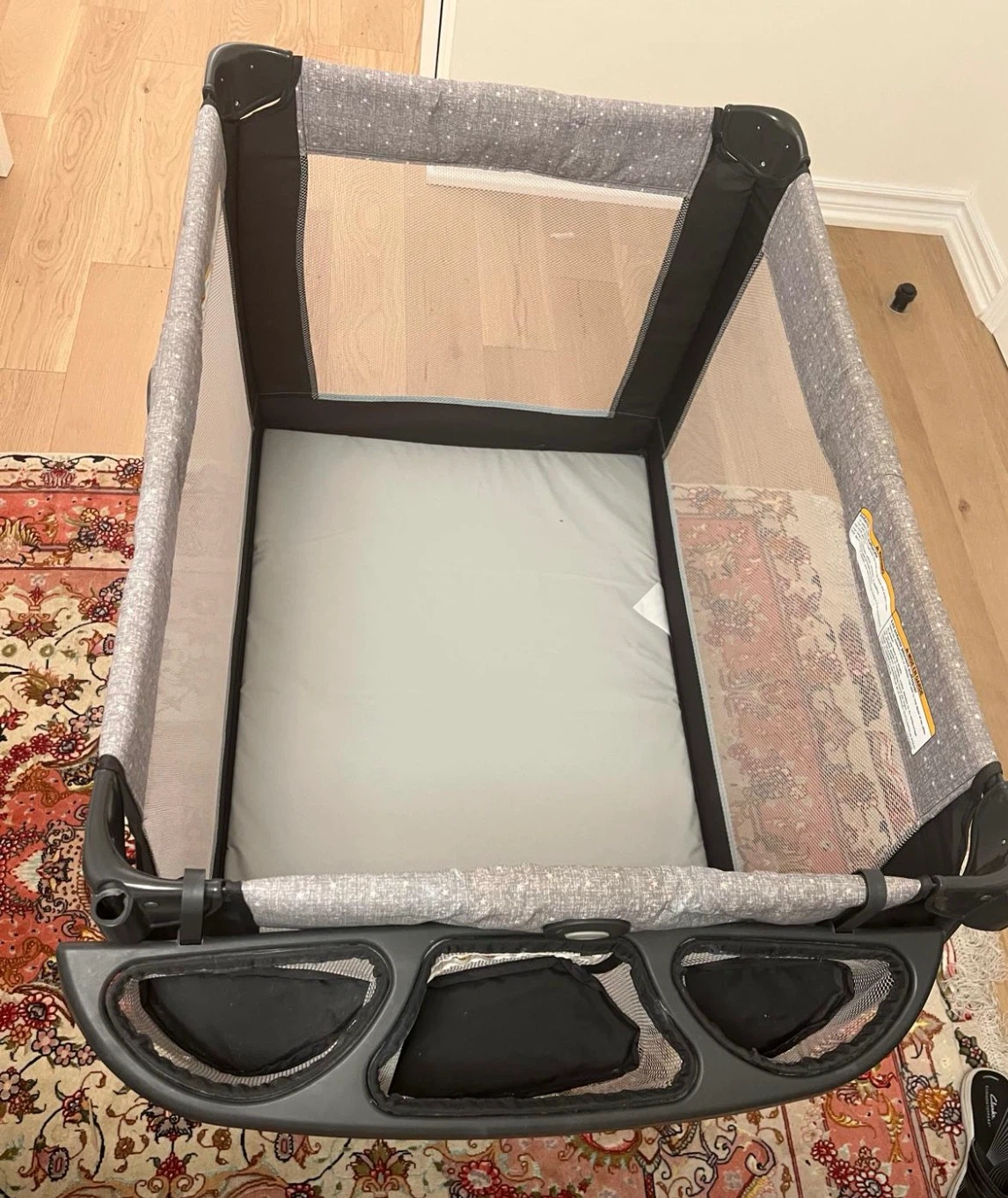 Graco Pack 'n Play Travel Dome LX Playard