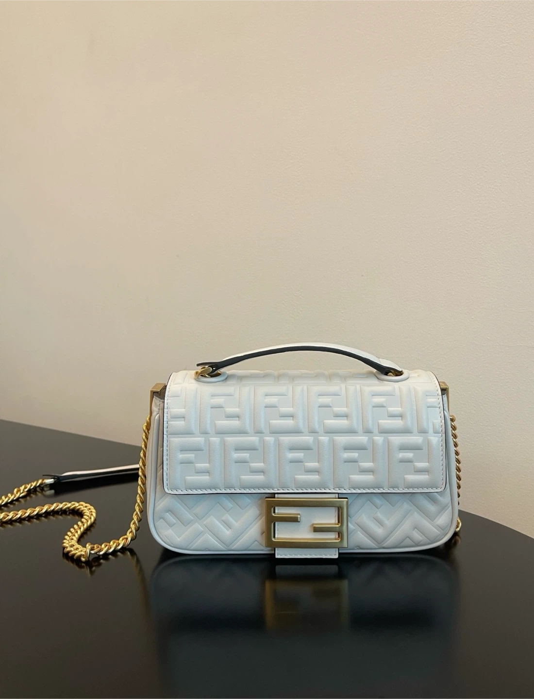Fendi White Leather Shoulder Bag