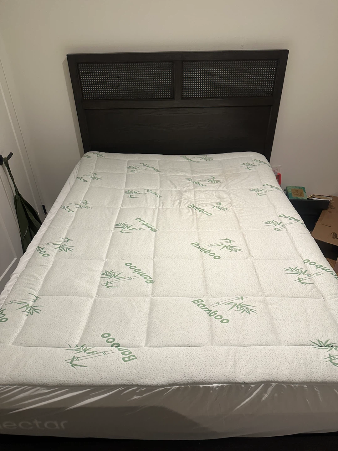 Wooden bed frame + Mattress & bamboo Topper - photo 3