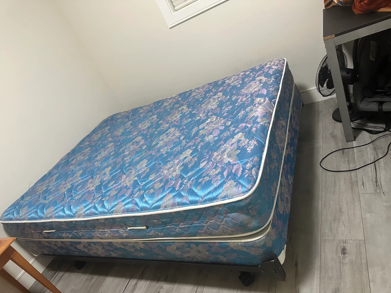 Sofa bed table and tv stand - photo 2