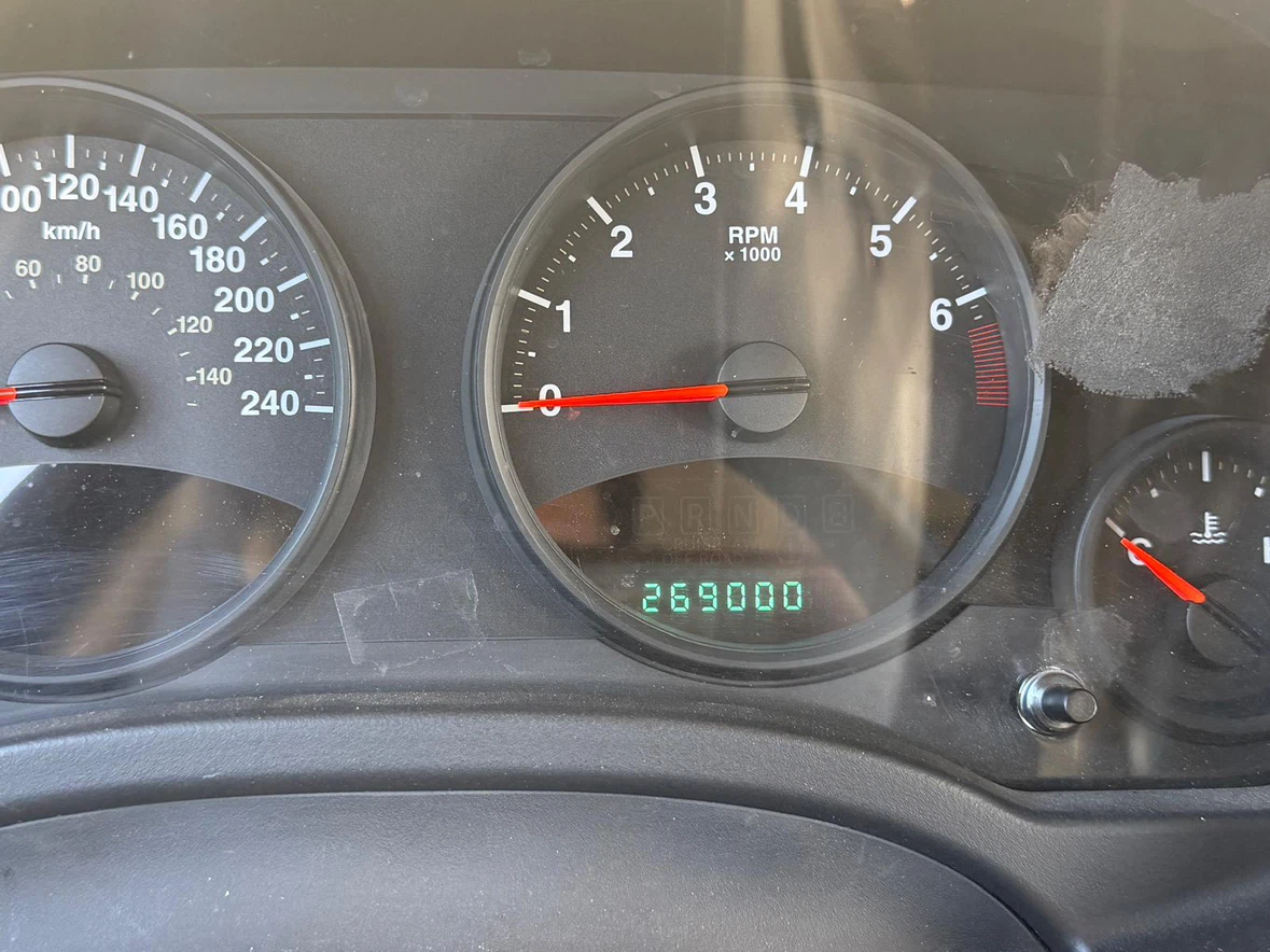 Jeep Patriot 2011 / Manual - 269,000 km - photo 2