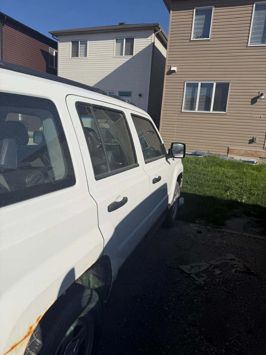 Jeep Patriot 2011 / Manual - 269,000 km - photo 3