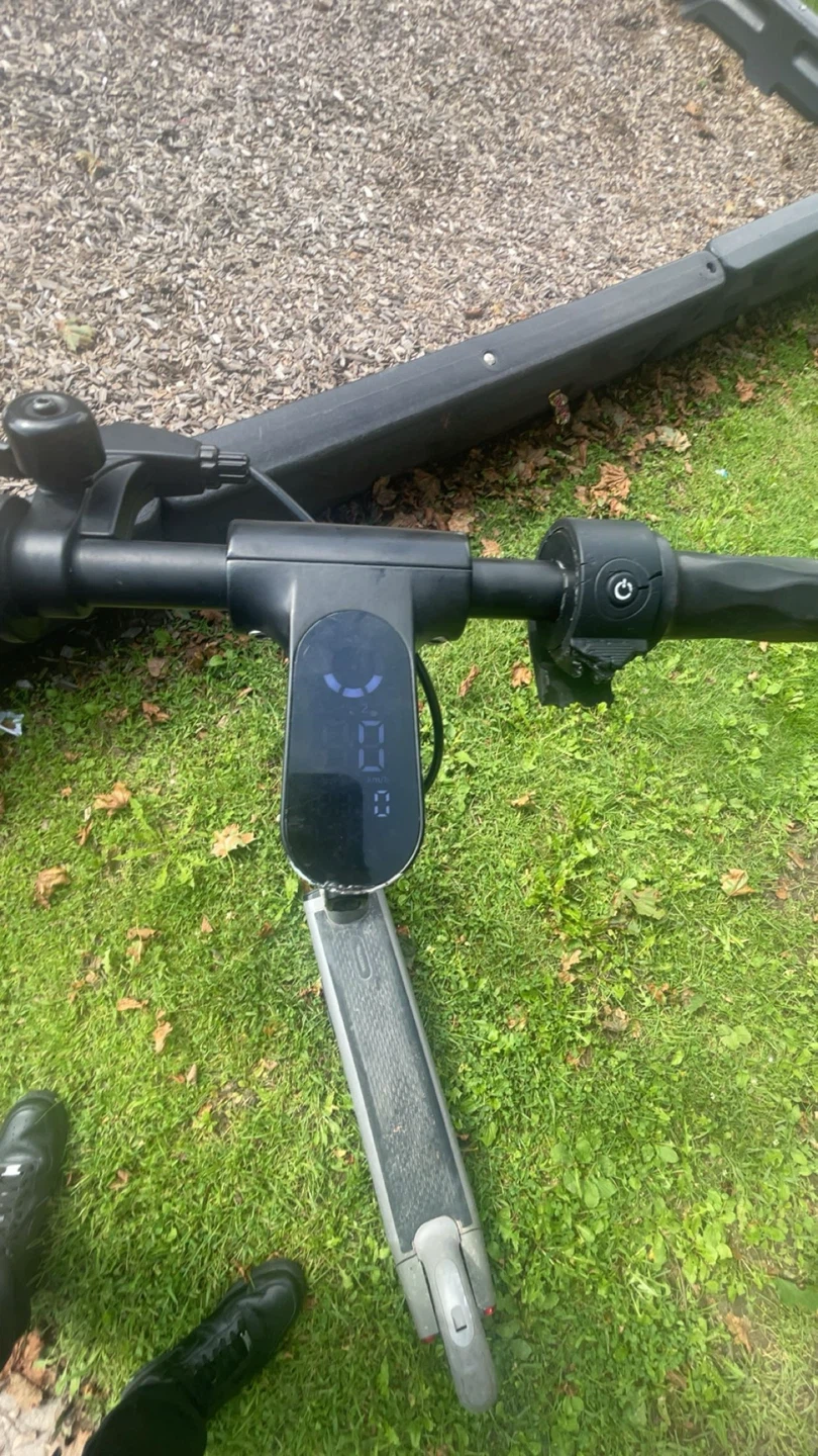 4TH WHEEL Electric Scooter - photo 2