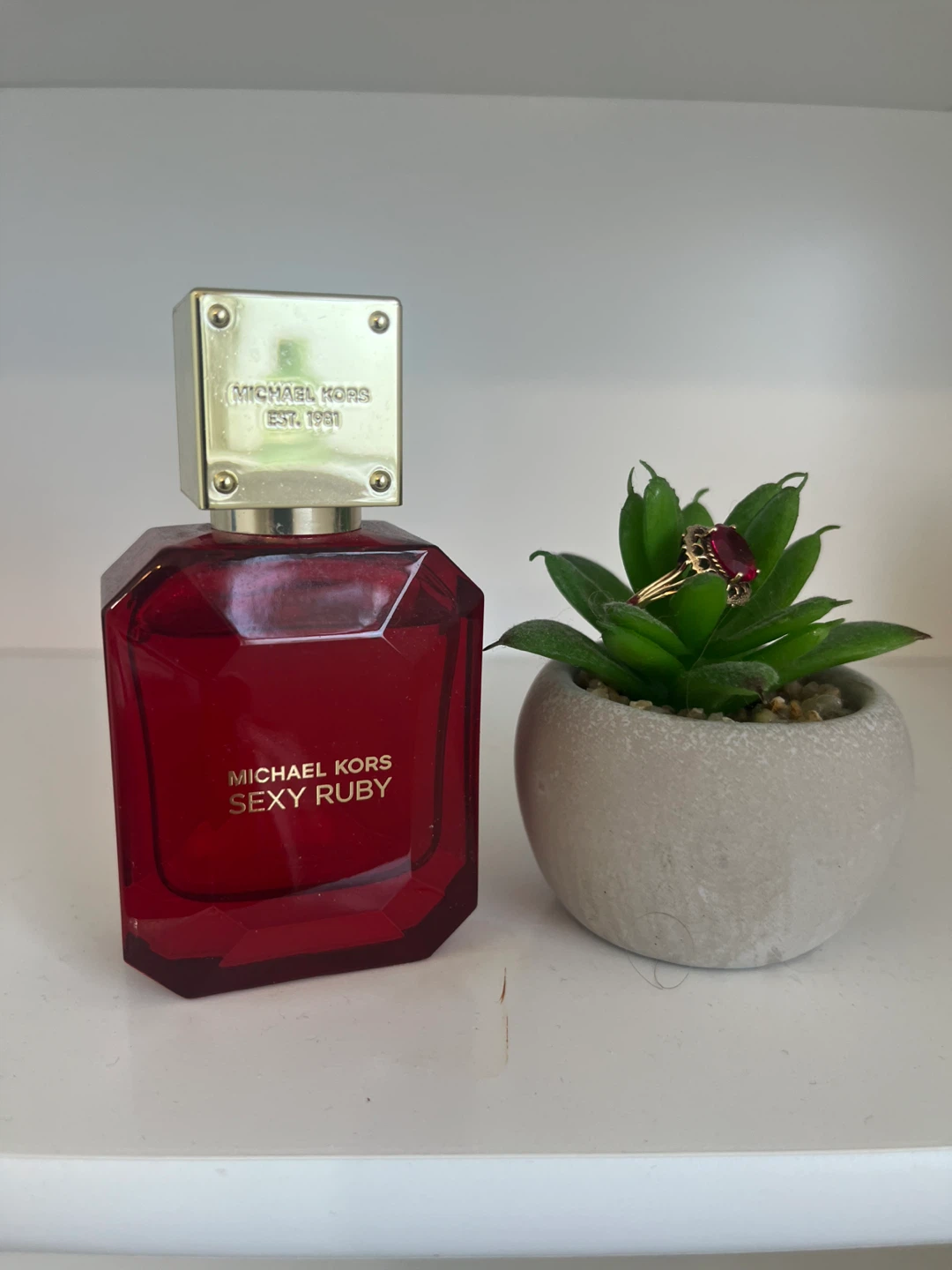 Michael Kors Sexy Ruby Perfume