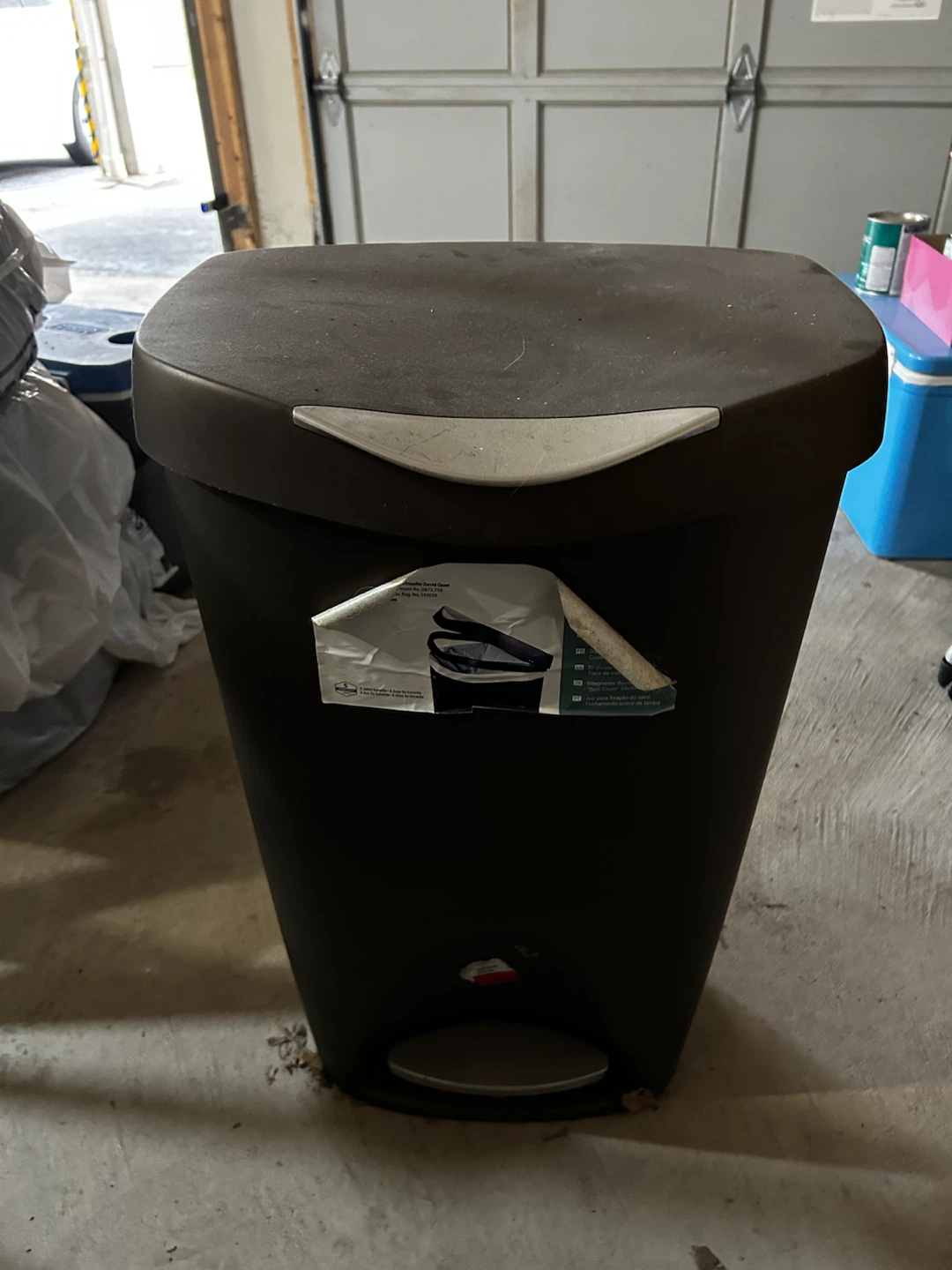 Slim Step Trash Can
