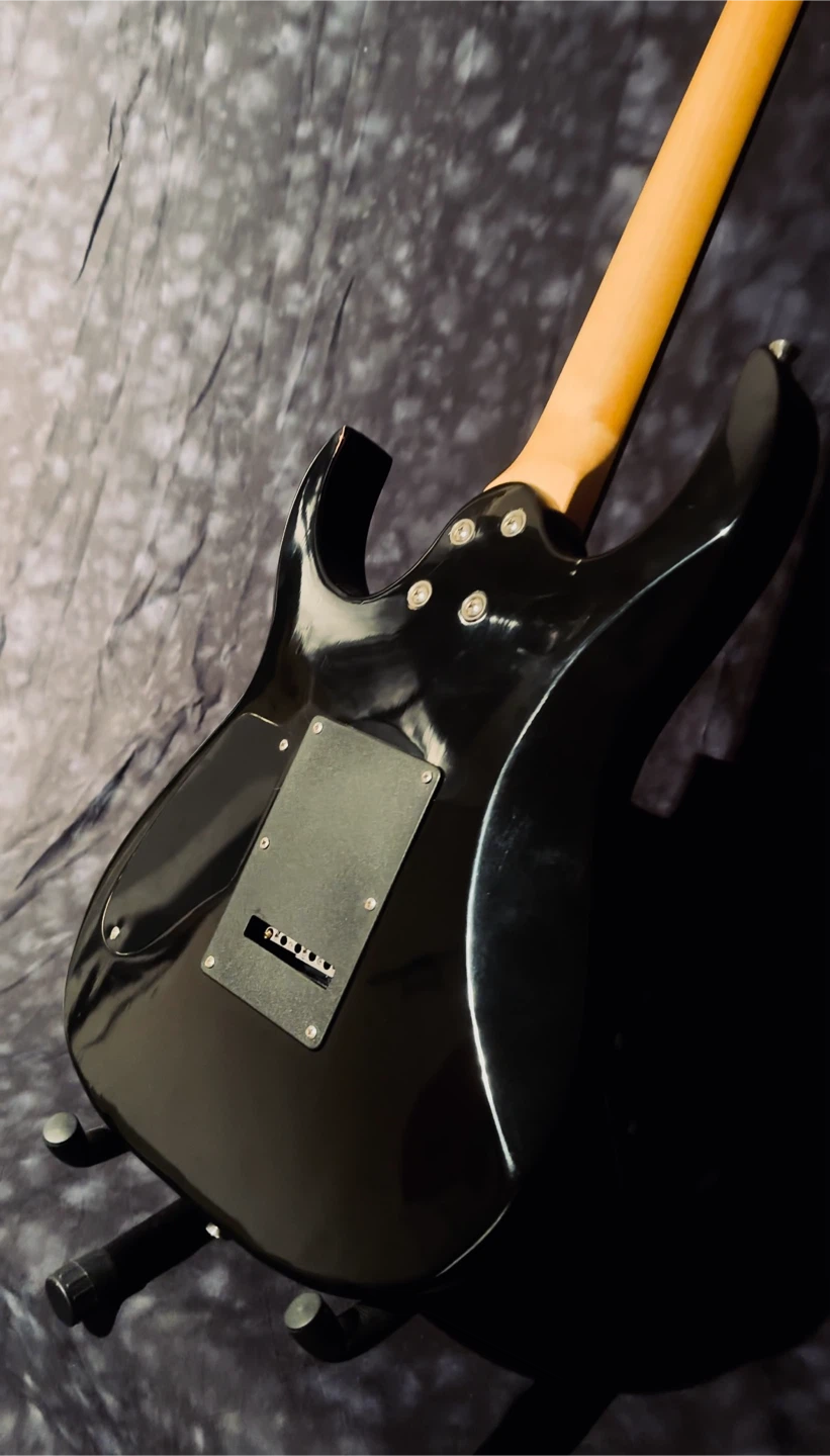 Glarry Electric Guitar and GA-20 Amplifier - photo 4