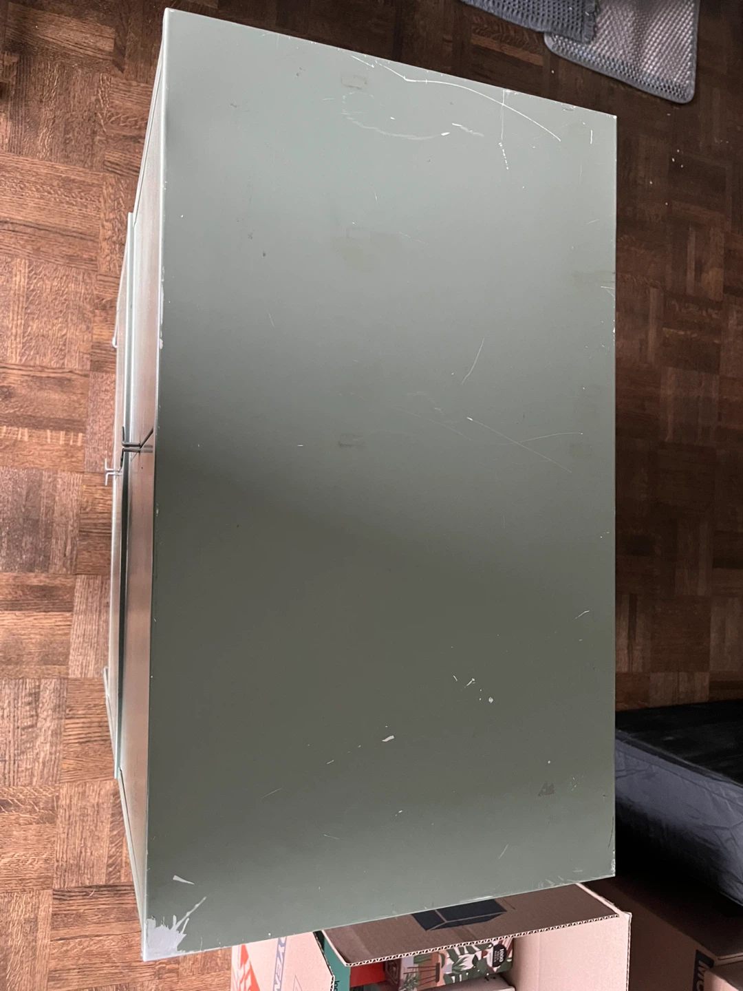 IKEA lixhult metal cabinets - photo 3