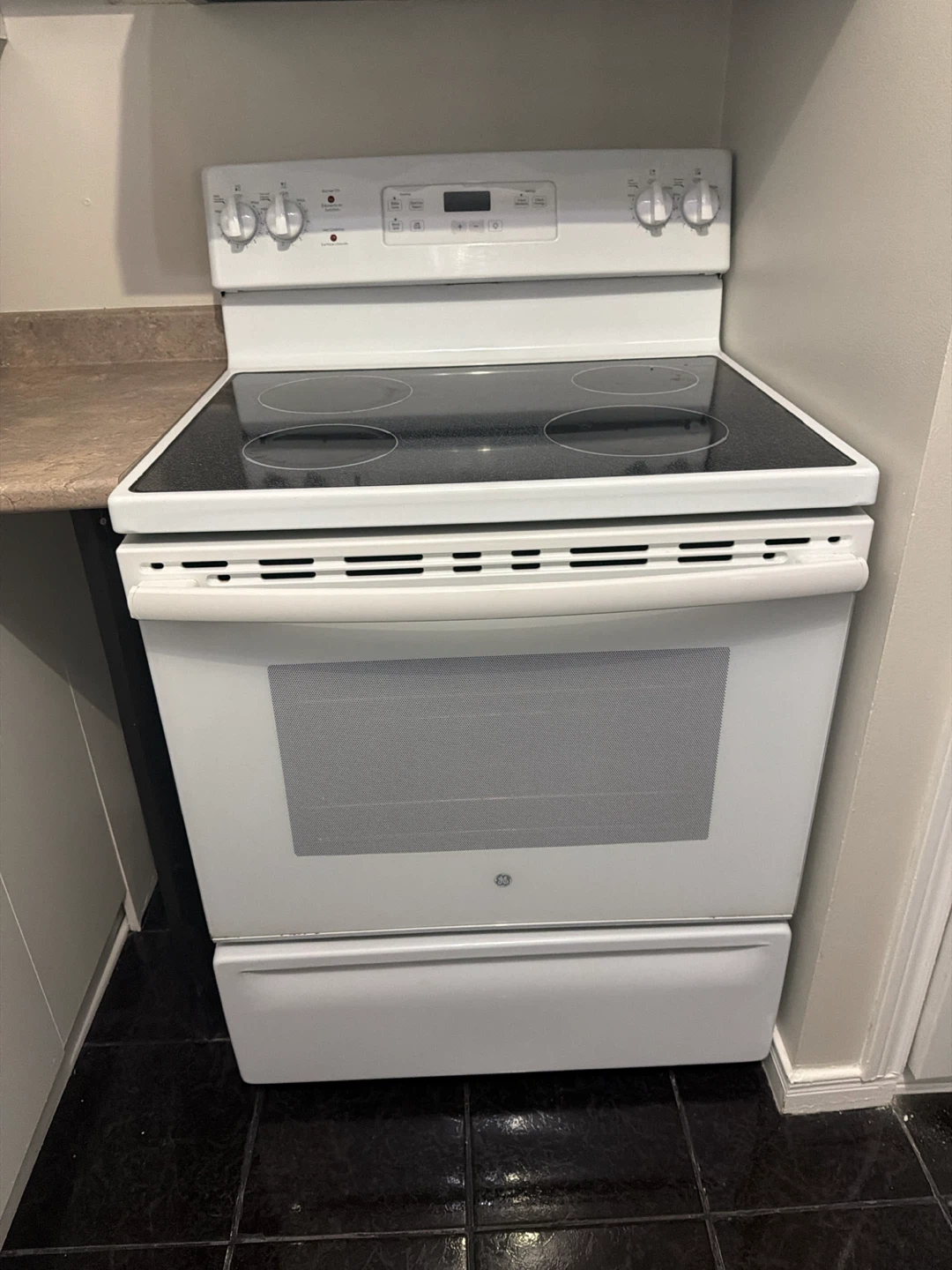 White GE Electric Coil Stove with Oven