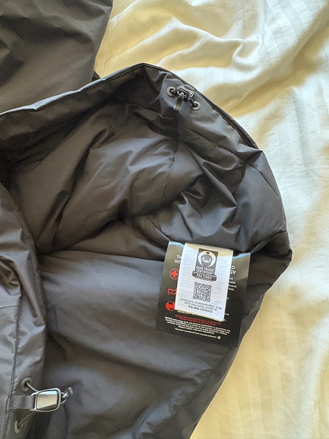 Brand new Arcteryx insulated jacket - photo 5