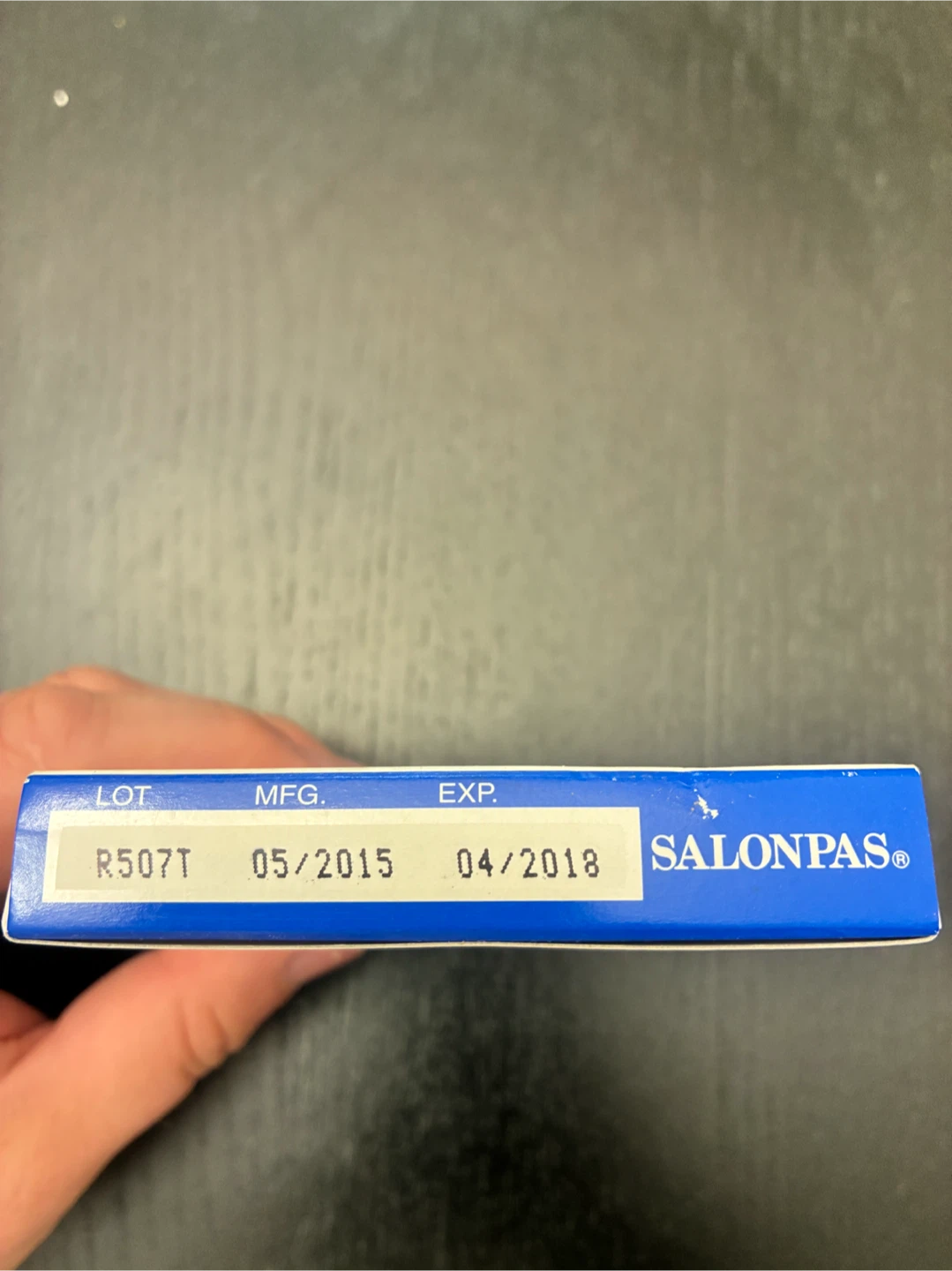Salonpas Pain Relieving Patch - 20 Patches - photo 4