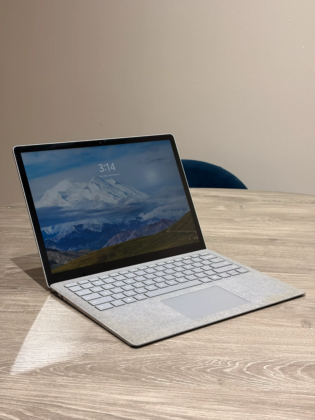 Microsoft Surface Laptop 13.5” (i7-7th Gen / 16Gb / 500GB) - photo 2