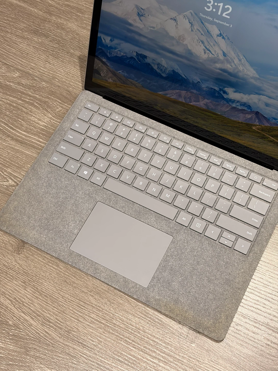 Microsoft Surface Laptop 13.5” (i7-7th Gen / 16Gb / 500GB) - photo 3