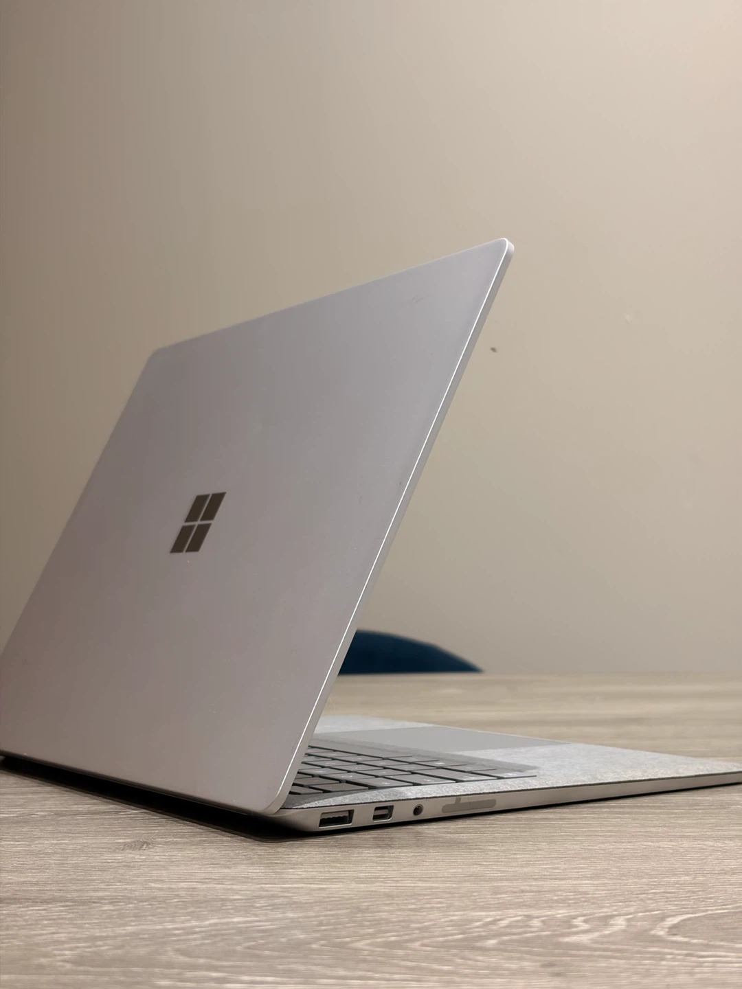 Microsoft Surface Laptop 13.5” (i7-7th Gen / 16Gb / 500GB) - photo 4