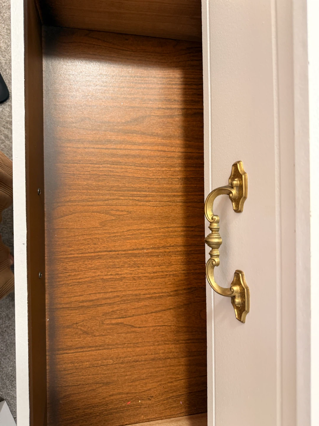 White 4-Drawer Dresser with Gold Handles - photo 5