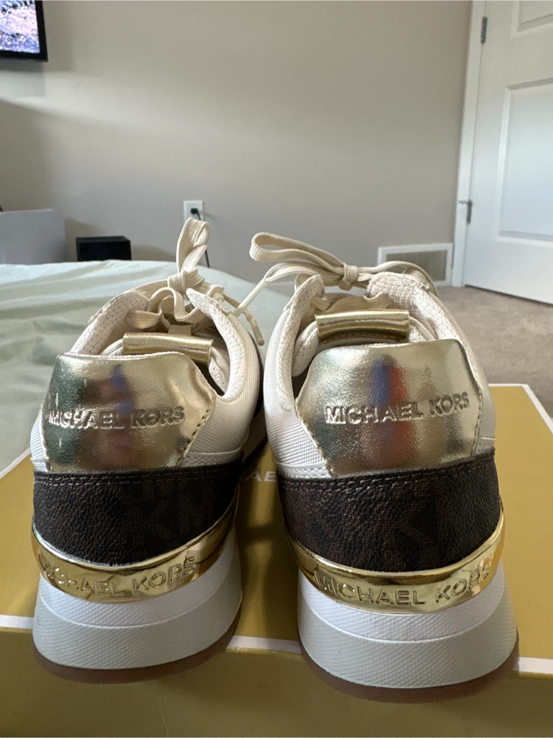 Michael Kors Women's Sneakers 6M | FT24E - photo 2