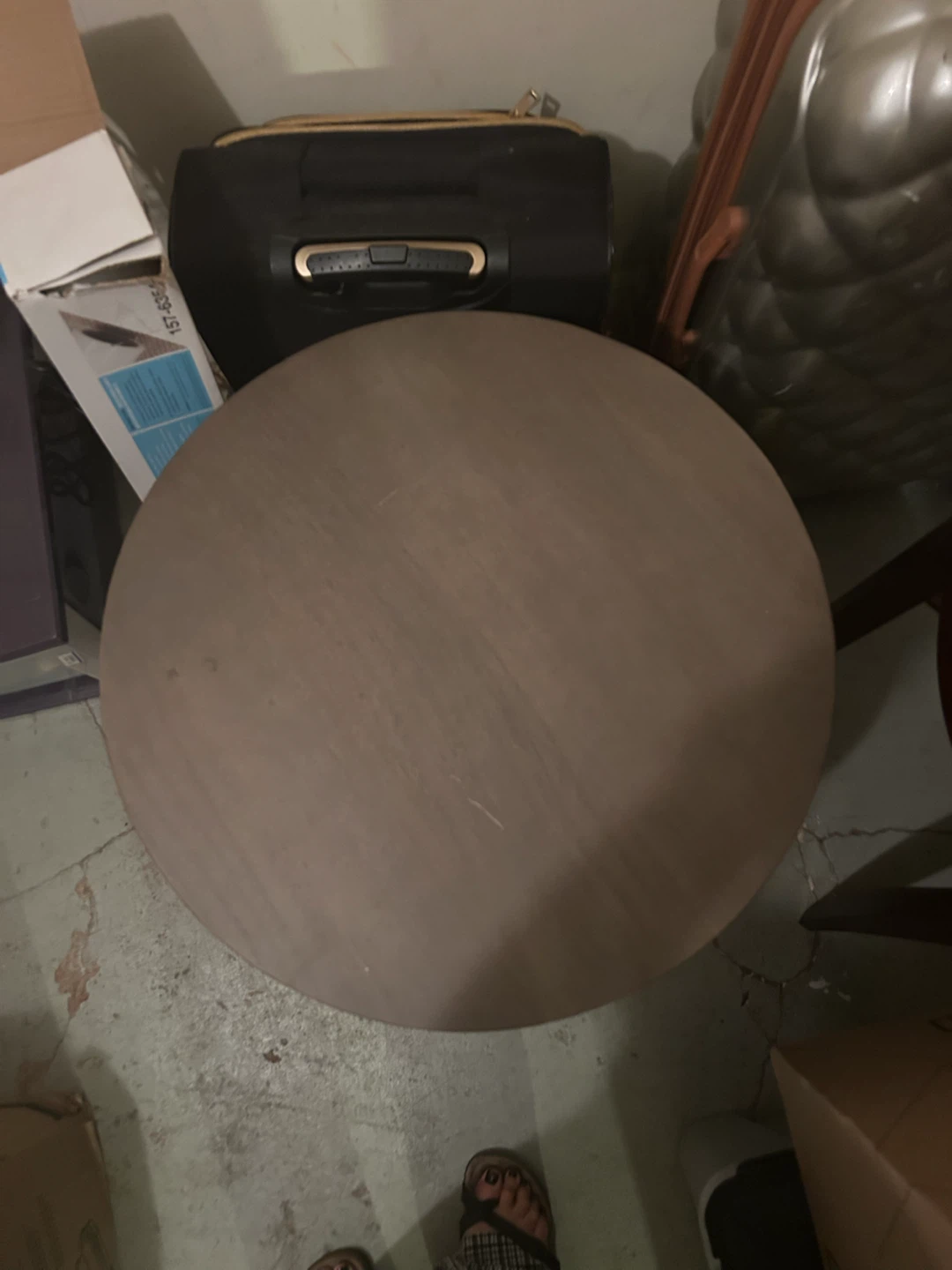 Round Wood Fluted Side Table - photo 2
