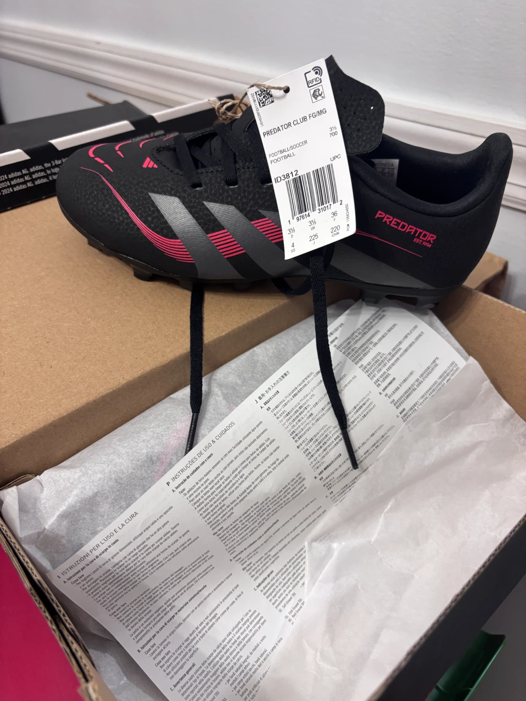 Adidas Predator Club FG/MG Soccer Cleats Size 4 - photo 4