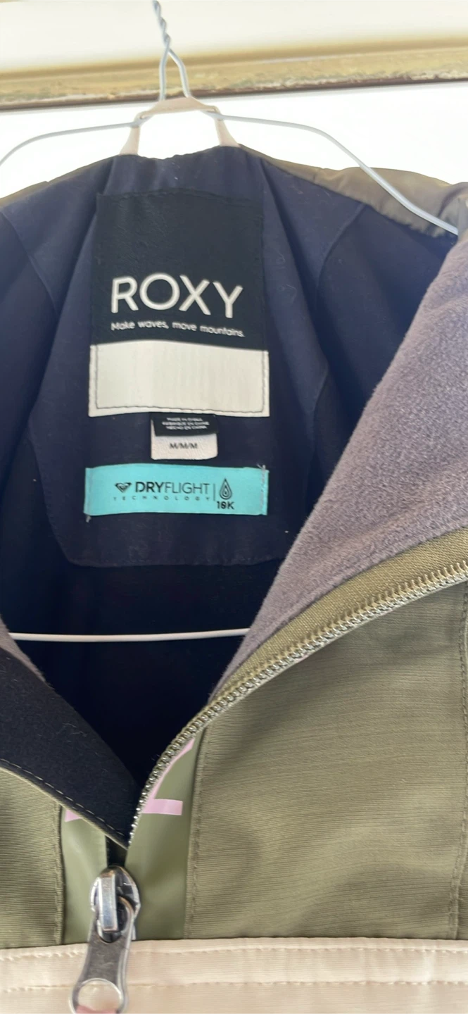 Roxy Women's Ski/Snowboard Jacket M/M - photo 2