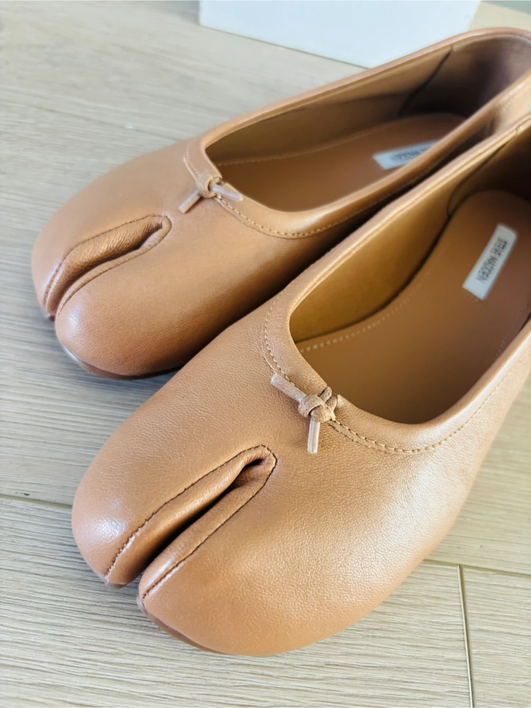 Steve Madden Tan Split-Toe Ballet Flats