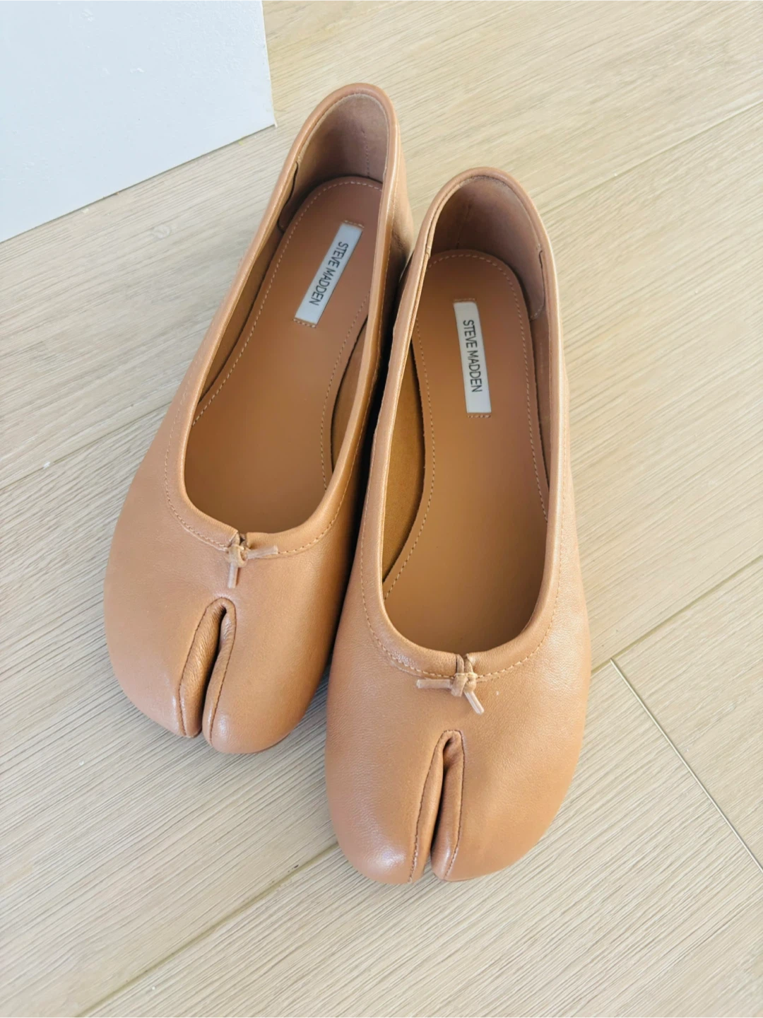 Steve Madden Tan Split-Toe Ballet Flats - photo 2
