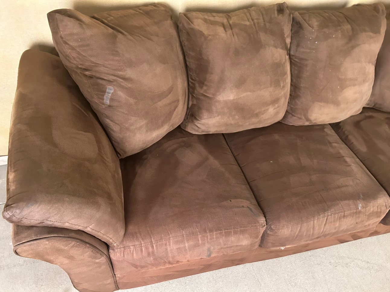 DELIVERY AVAILABLE! MICROFIBER SOFA + CHAIR FOR $150! - photo 3