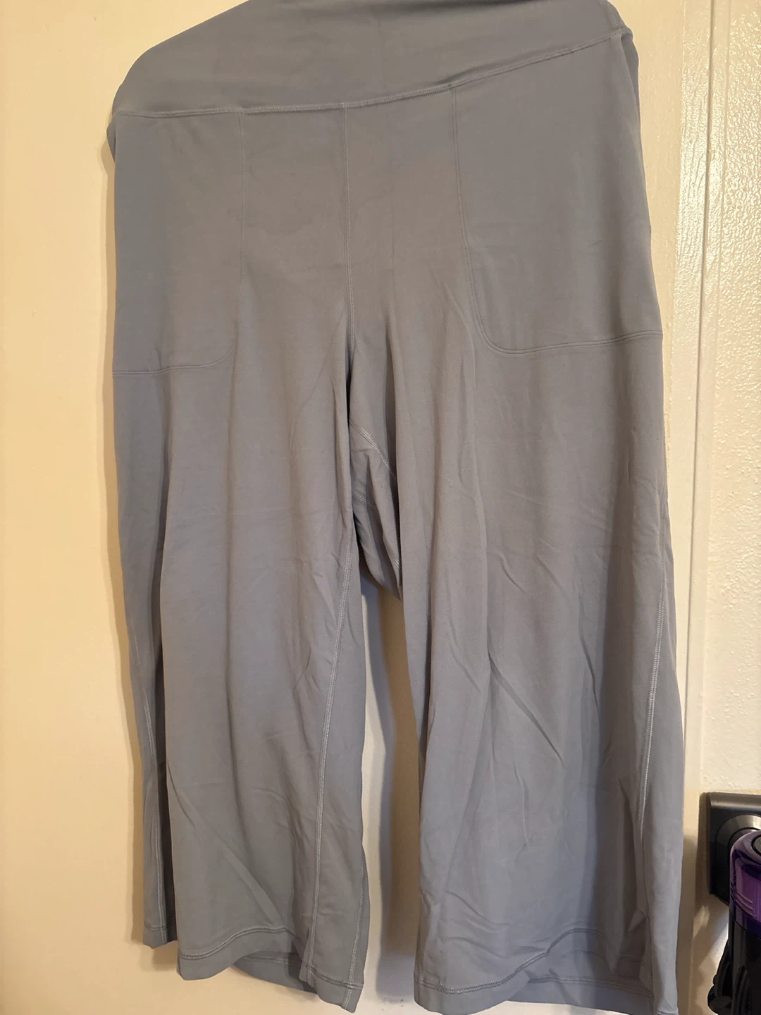 LULU CAPRIS
