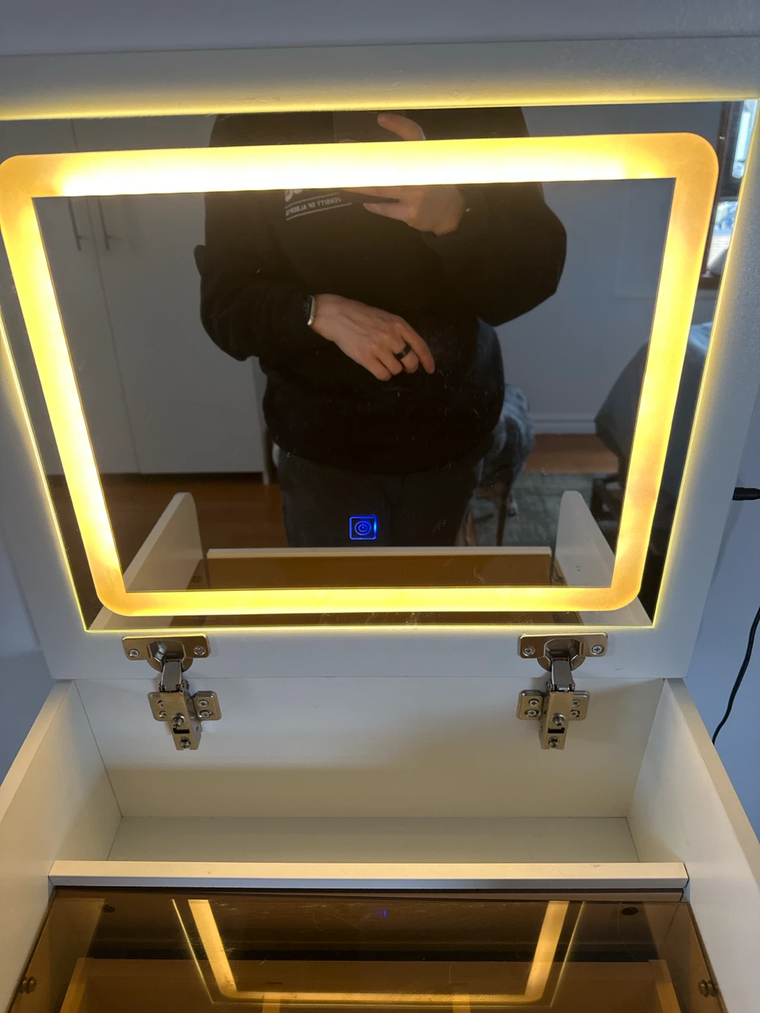 White Vanity with Lighted Mirror - photo 3