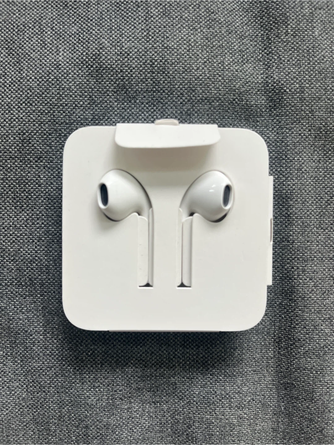 Brand NEW Apple EarPods