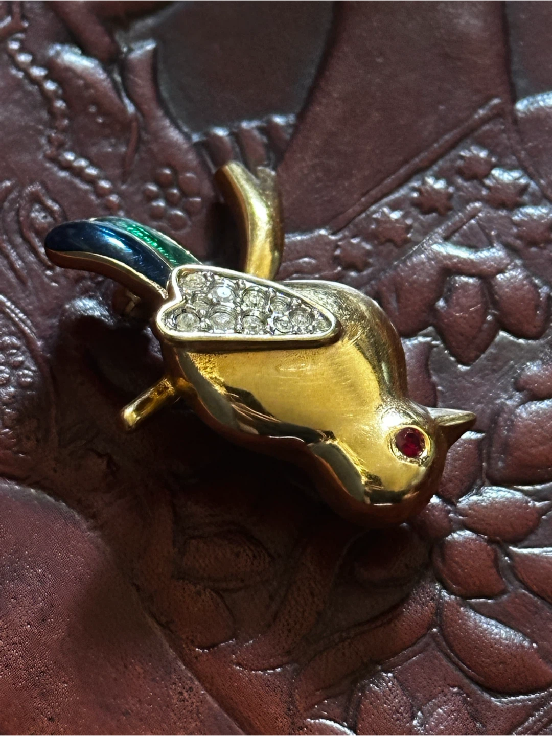 Signed Gold Plated D'orlan rhinestone bird brooch - photo 4