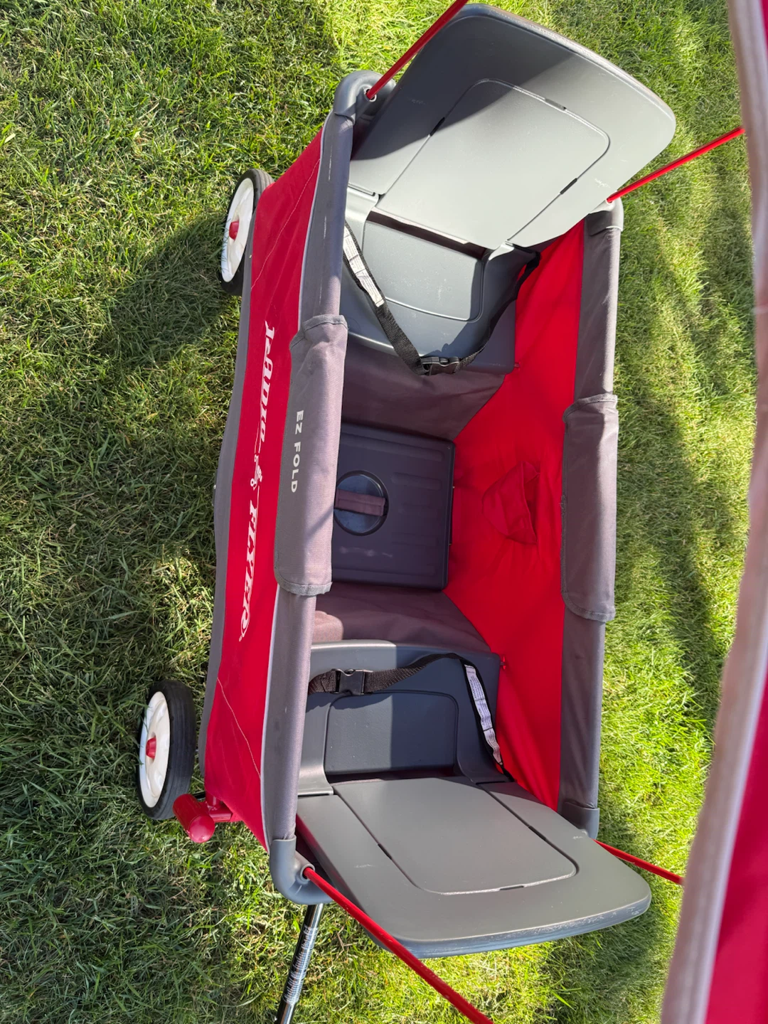 Radio Flyer EZ Fold Wagon with Canopy - photo 3
