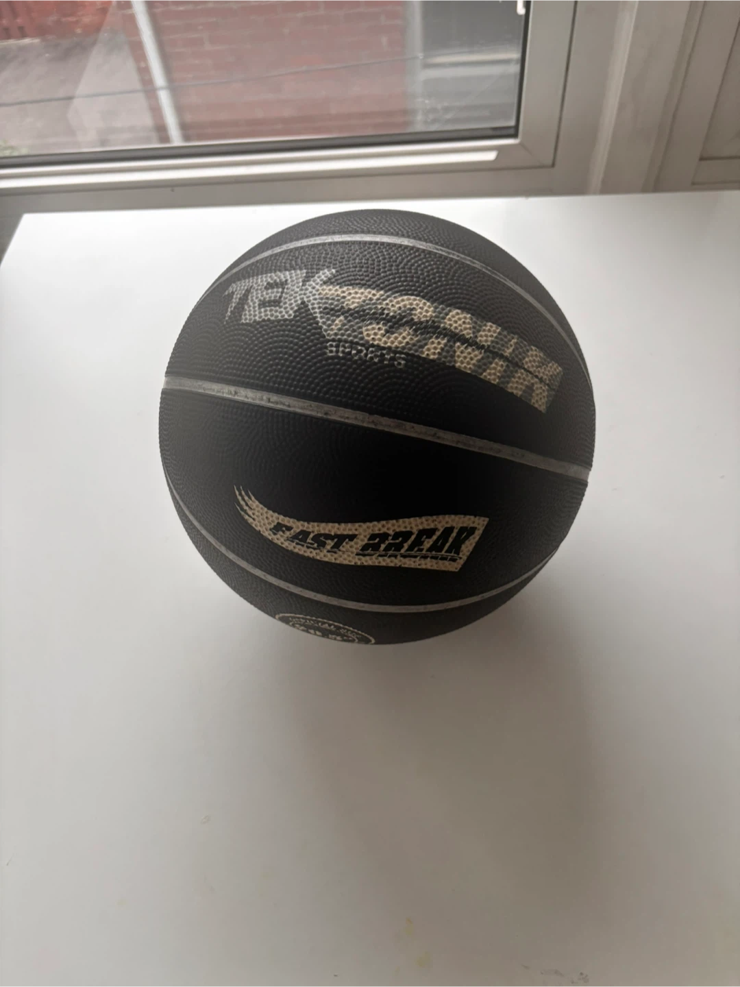 Tekkō Sports Fast Break Basketball