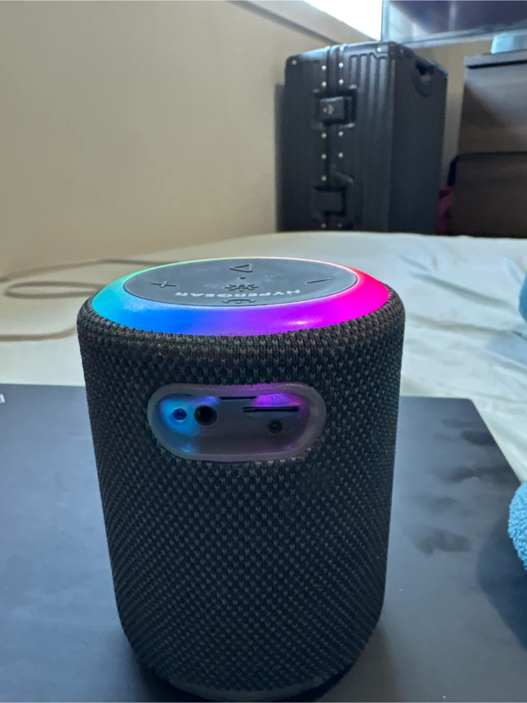 HyperGear Halo 15885: compact 5W Bluetooth speaker - photo 3