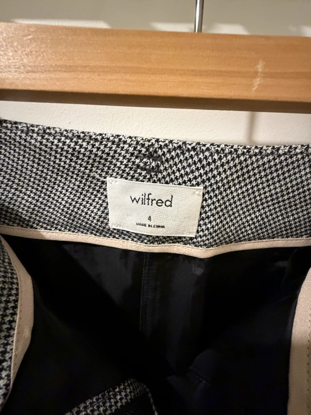 Aritzia Wilfred Midi Skirt Size 4 - photo 3