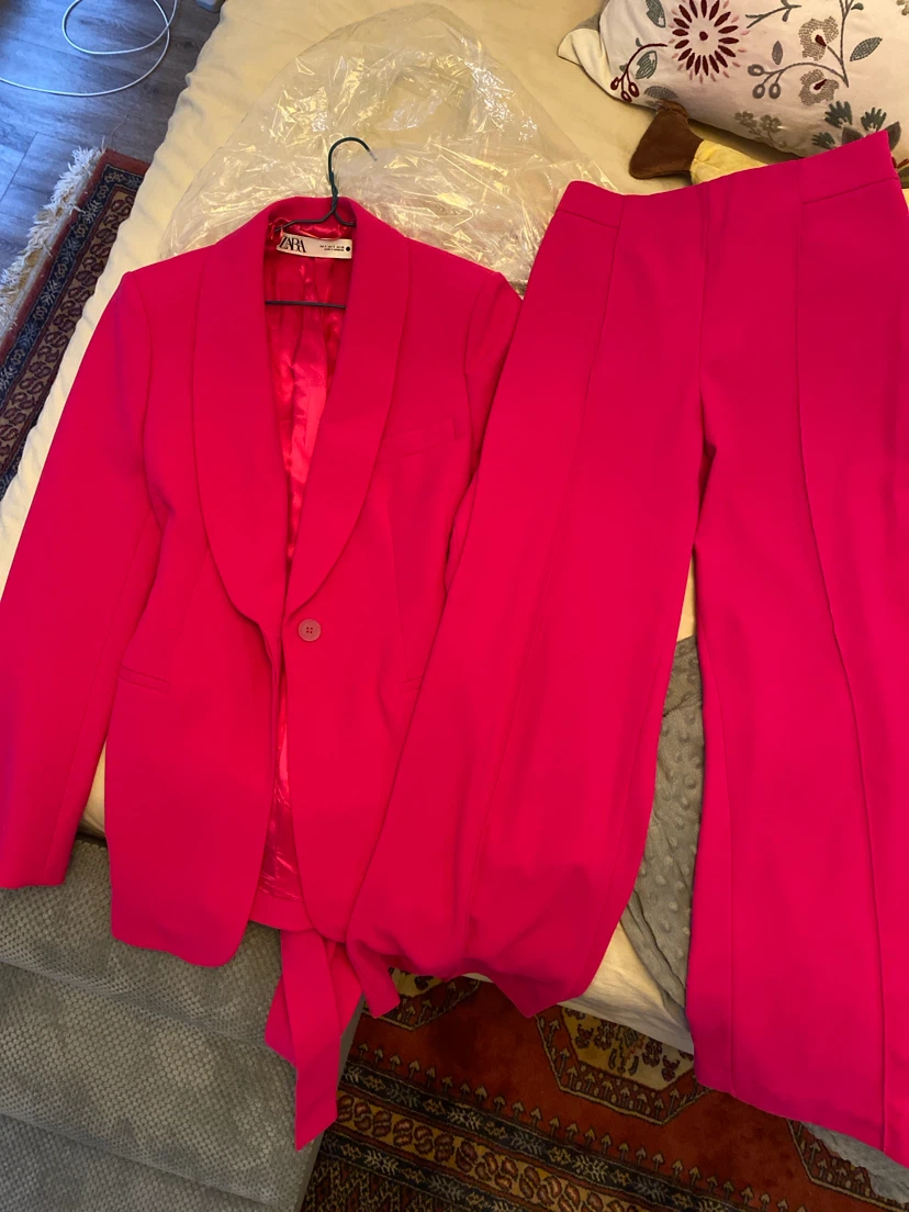 Hi Barbie! Zara Pink Blazer and Pants Set