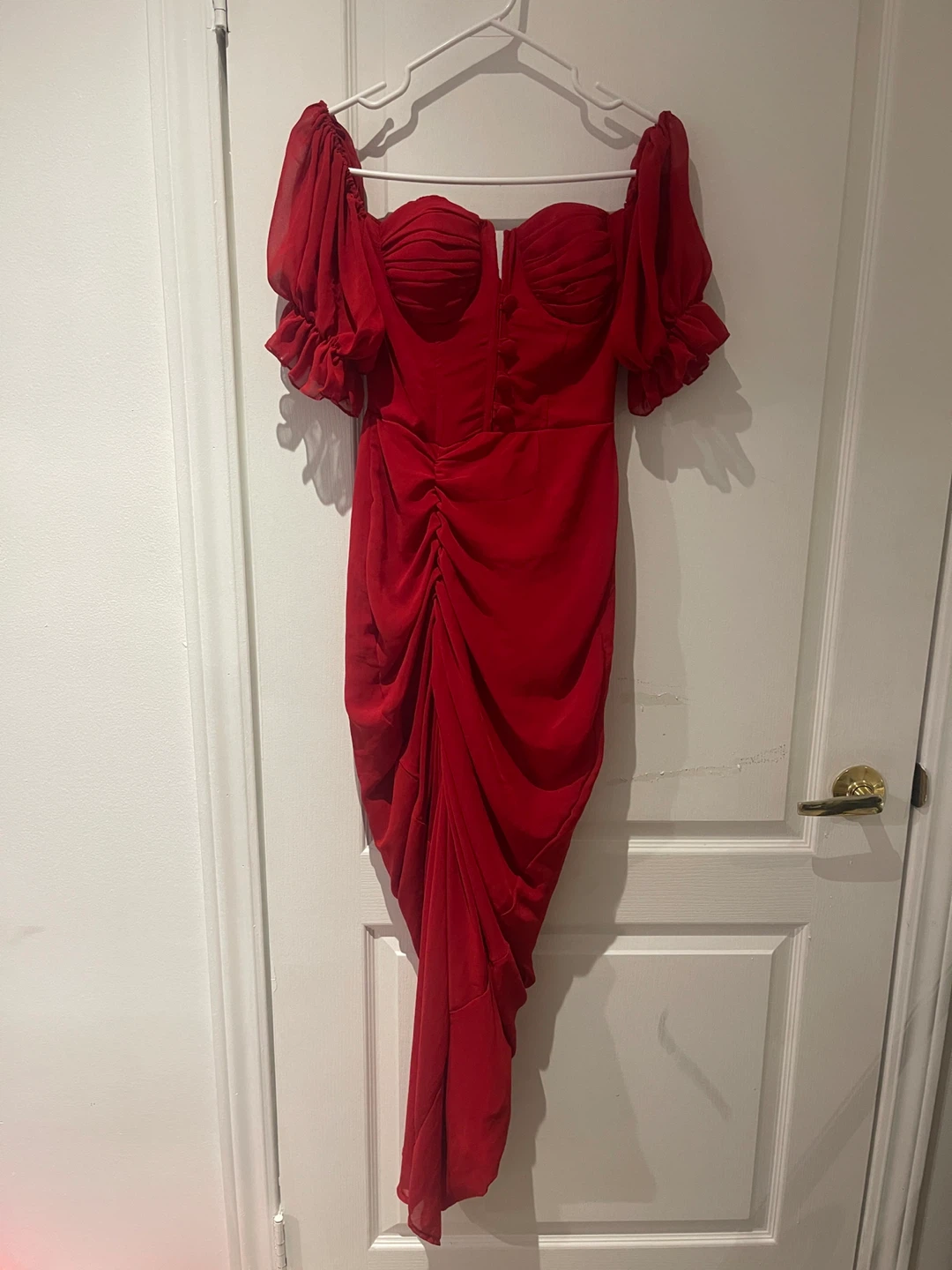 Red dress - photo 2