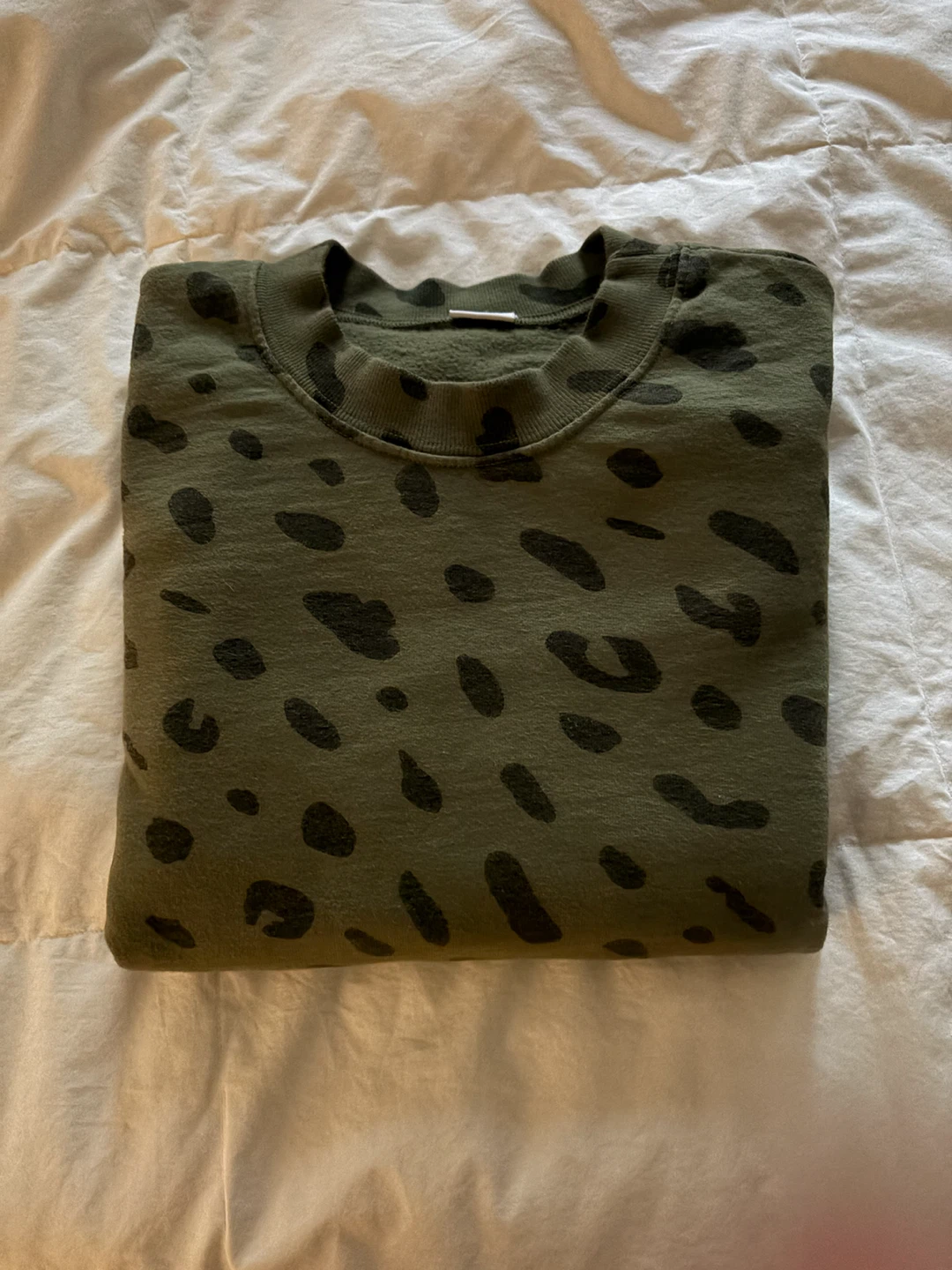 Clare V. Green Leopard Print Sweatshirt in XS - photo 4