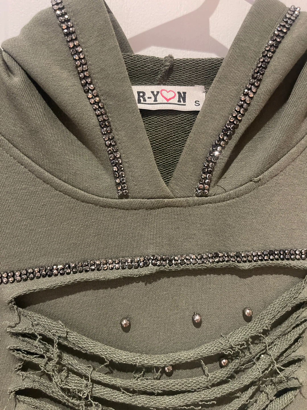 Green shirt - photo 2