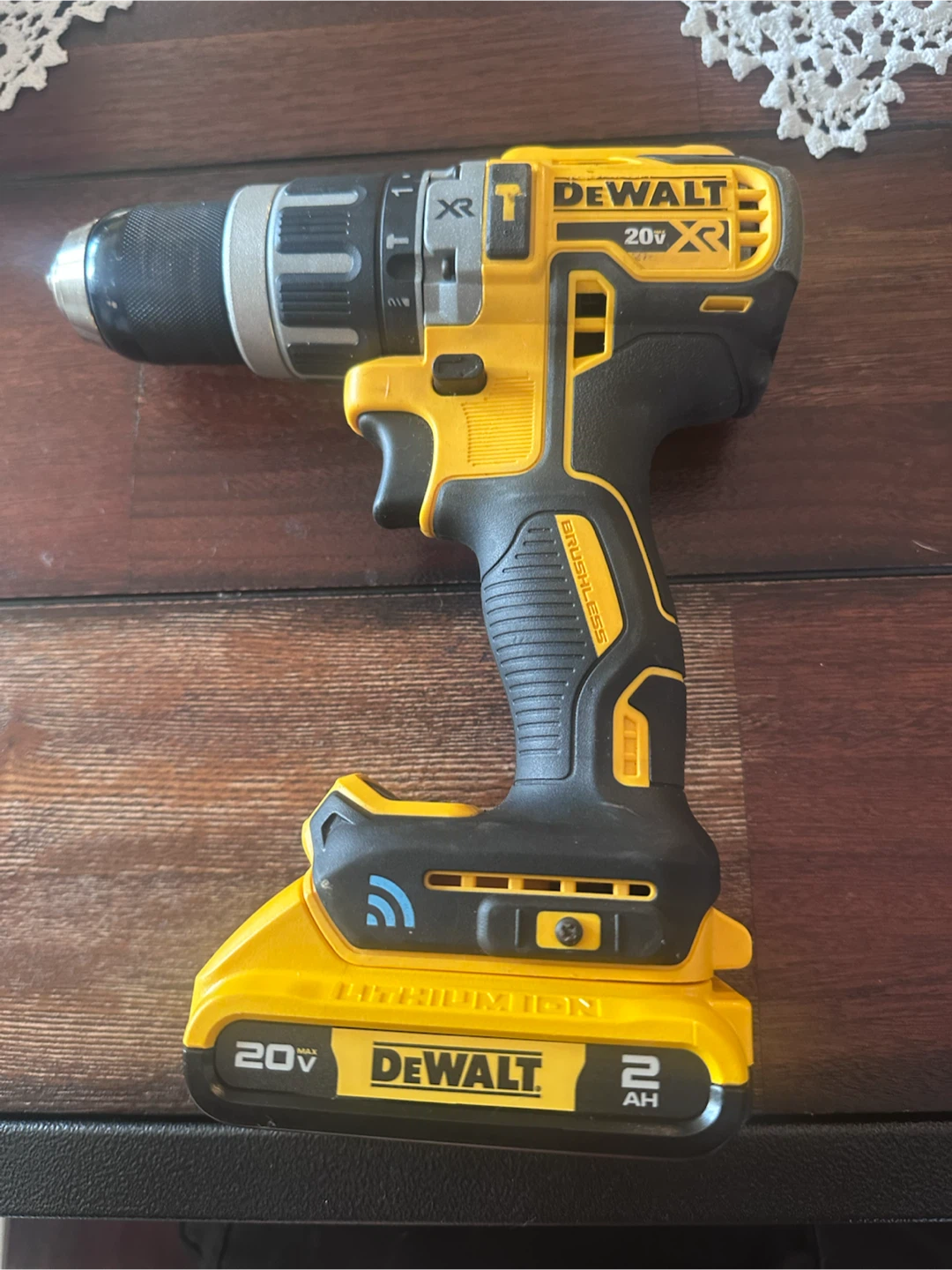 DEWALT 20V XR Brushless Hammer Drill DCD797