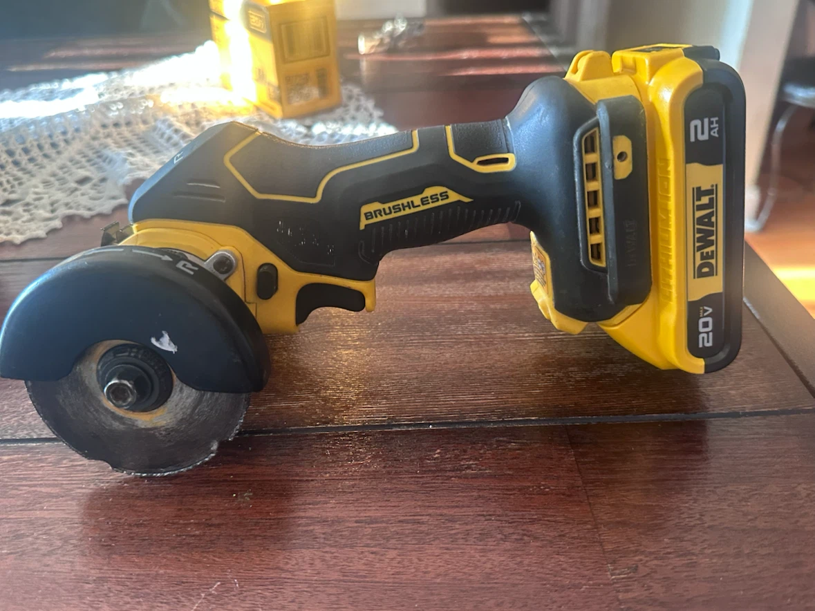 DeWalt 20V Max Brushless Angle Grinder